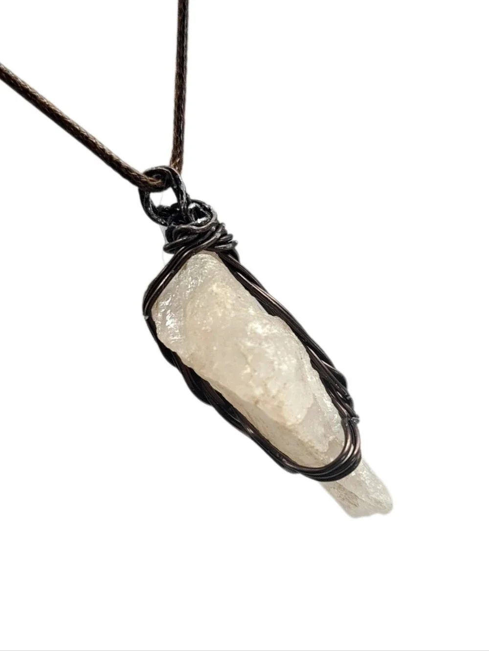 Raw Natural White Stone Handwíred Pendant w/ Cord Necklace NWOT